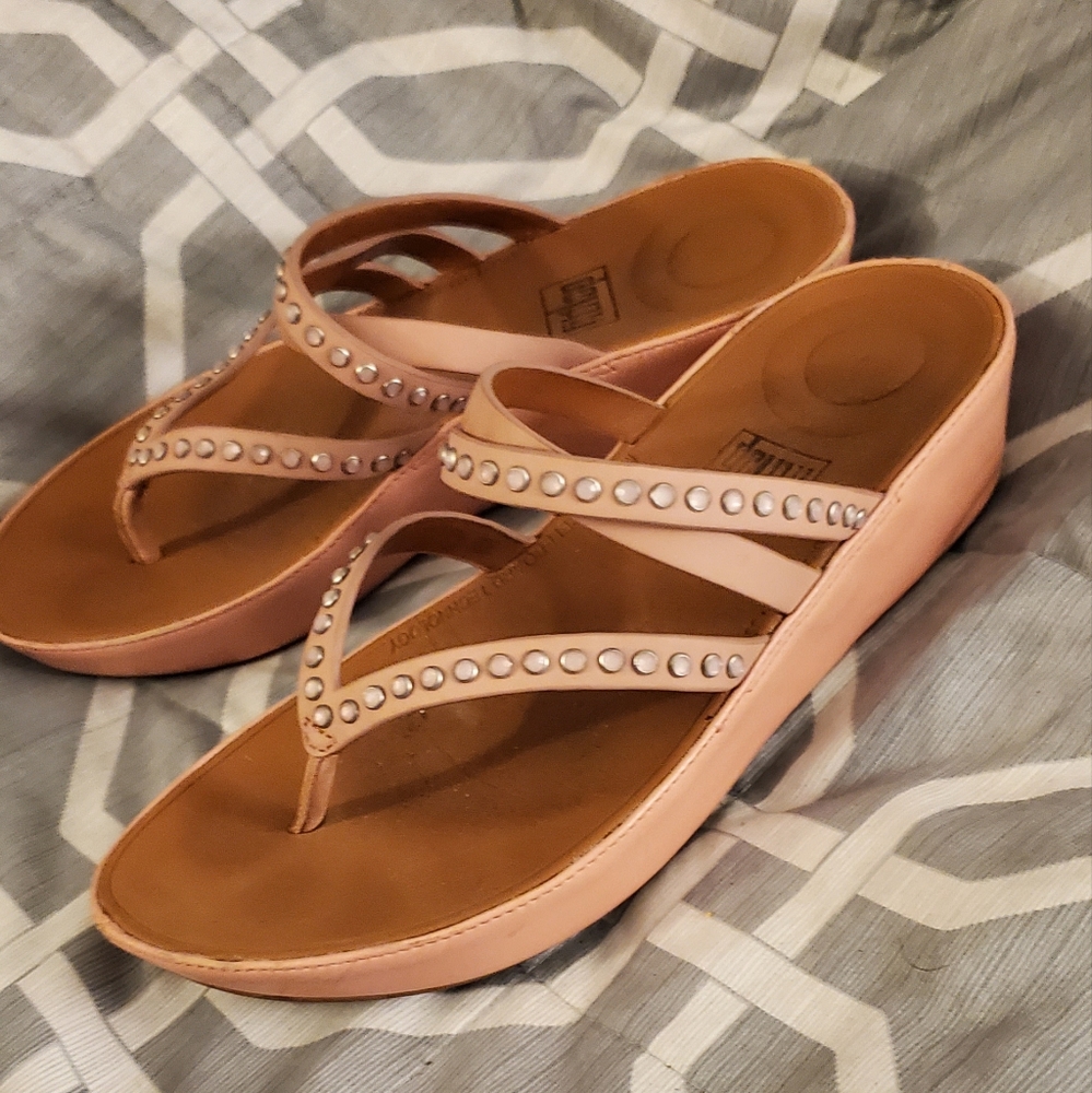 Sandles